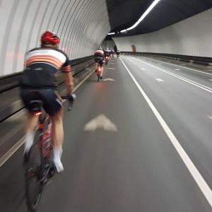 cycling-birkenhead-tunnel-3-min